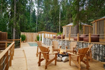 Bath house for up to 12 guests